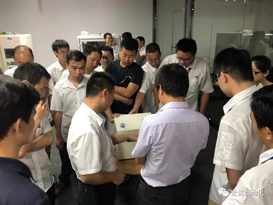 新品發(fā)布會 | 安達發(fā)布多款機械手，聚焦智能制造產(chǎn)業(yè)