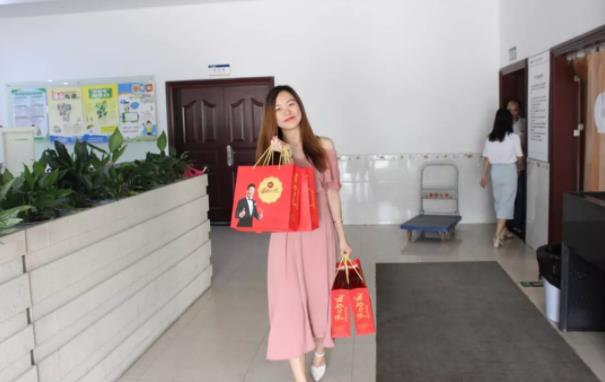 公司動(dòng)態(tài) | 中秋節(jié)發(fā)福利啦！